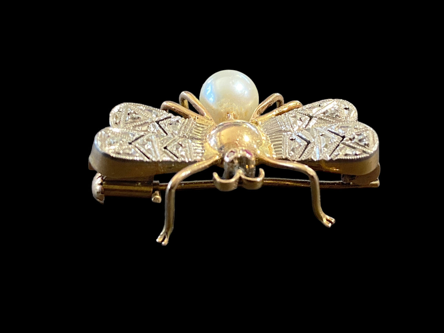 # 5844 Superb Fine Antique 18k Yellow & White Gold Rubies BEE Brooch Pin