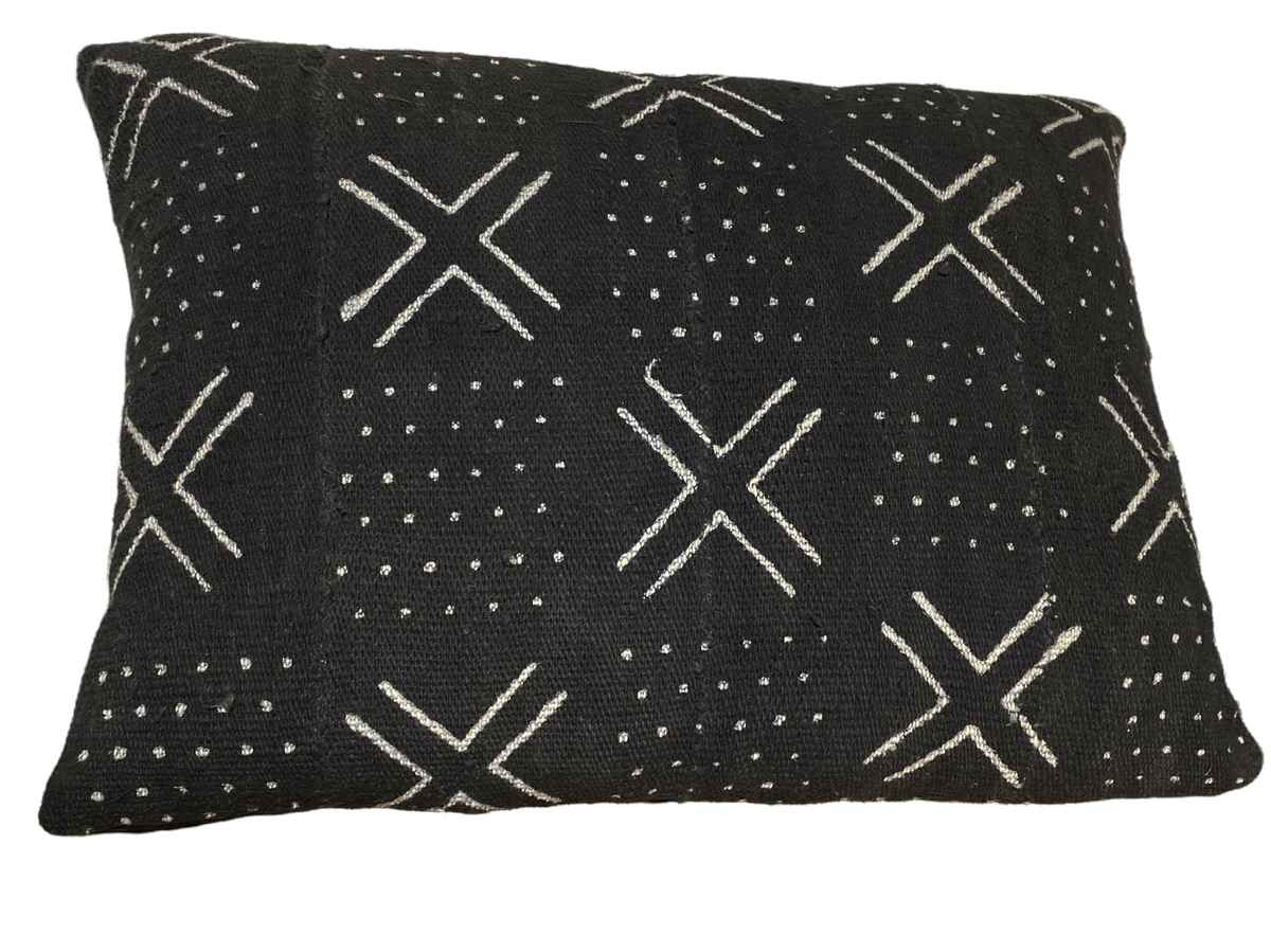 #4818 African Mud Cloth black & white pillow Mali 18.5" W