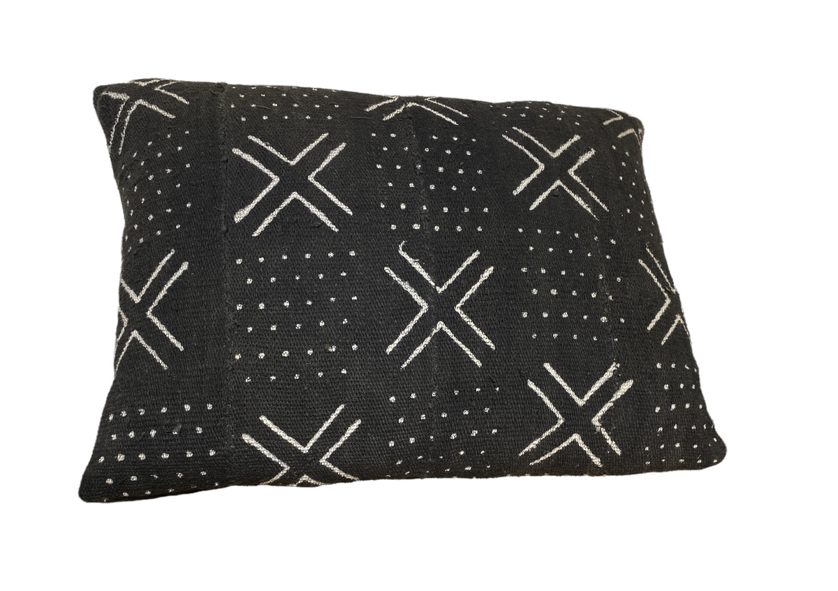 #4818 African Mud Cloth black & white pillow Mali 18.5" W