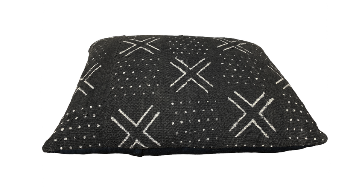 #4818 African Mud Cloth black & white pillow Mali 18.5" W