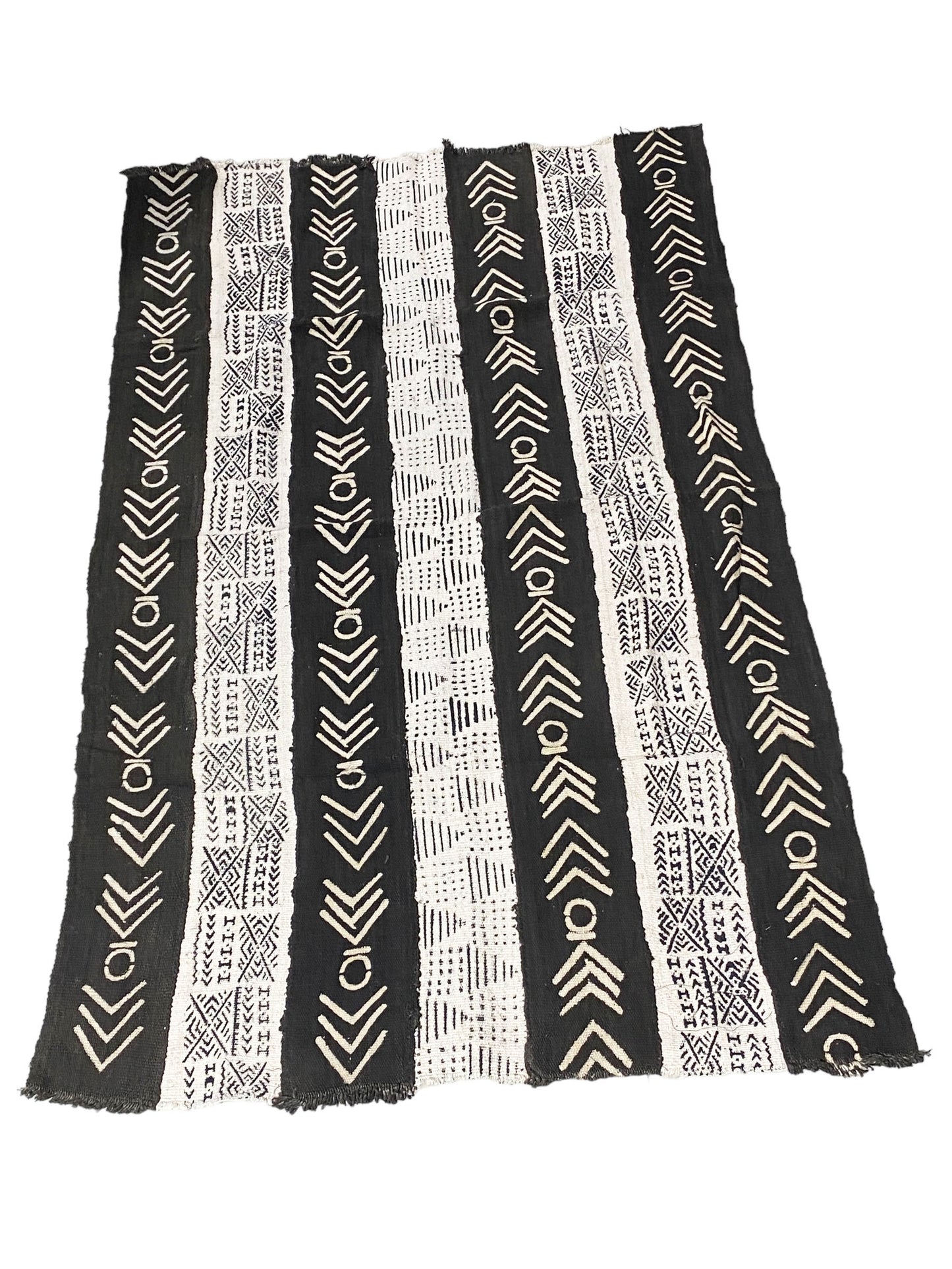 # 5731 African Black and White Mud Cloth Textile Mali 62" by 38"