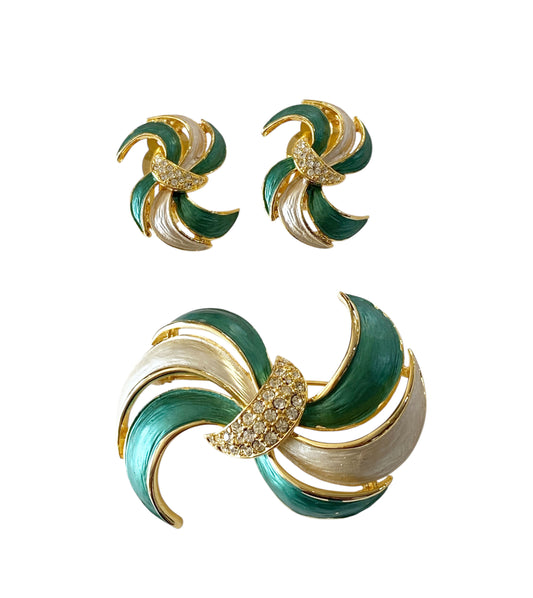 #18  Vintage set of a Brooch Pin & Earrings Gold Tone with enamel Leaf Feather