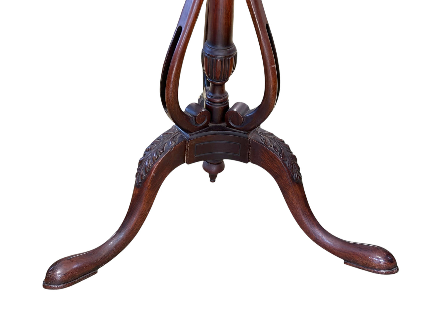 #439 Vintage Georgian Style Tilt Top Side Table