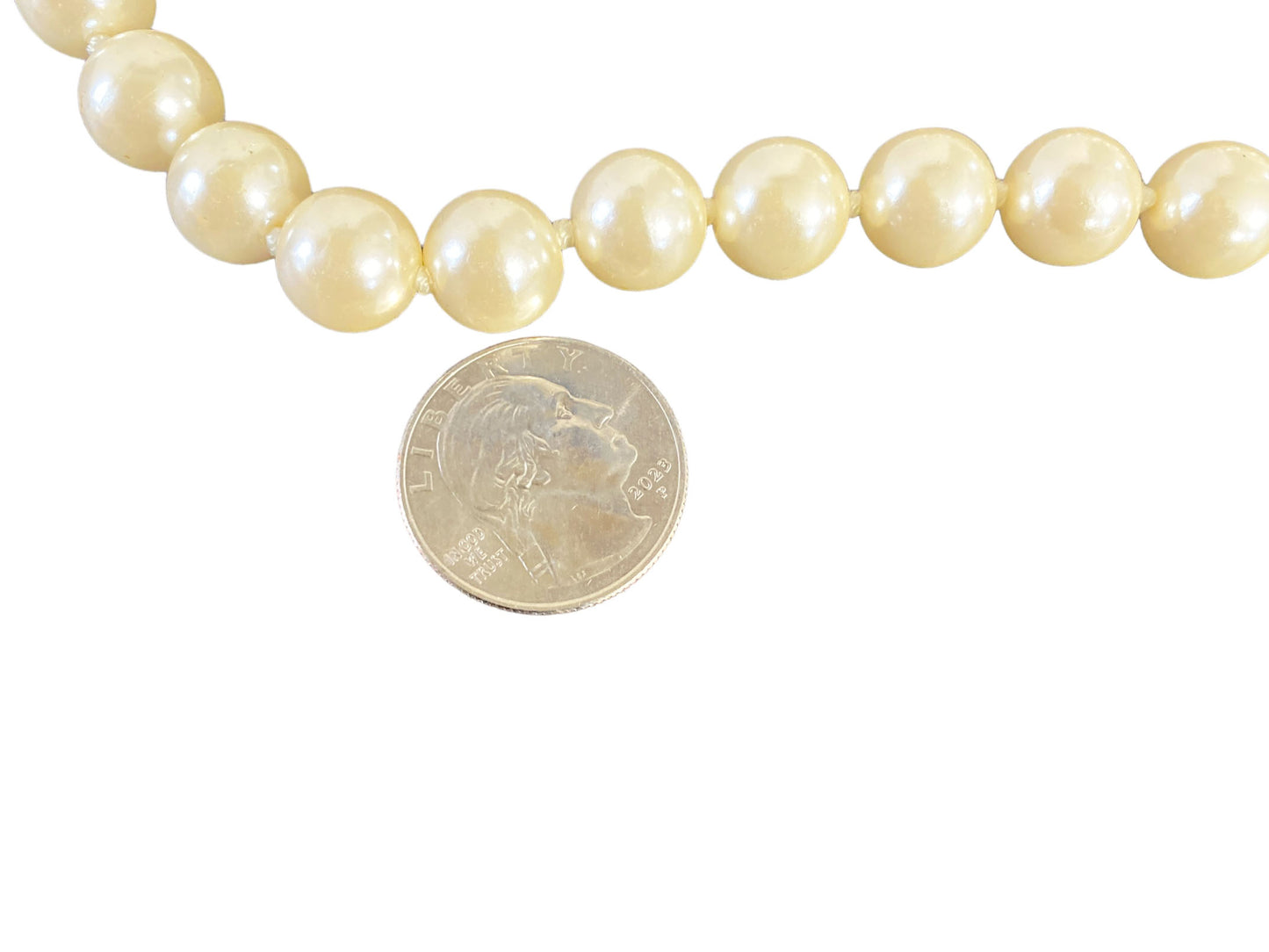 #5924 Vintage Czech Faux Large Pearl Necklace 16"