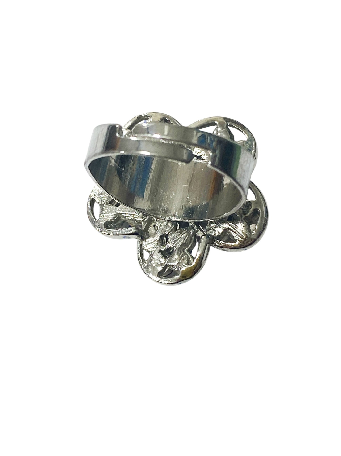 #87 Vintage Ring  W Unique Flower Shape Size 7 Resizable