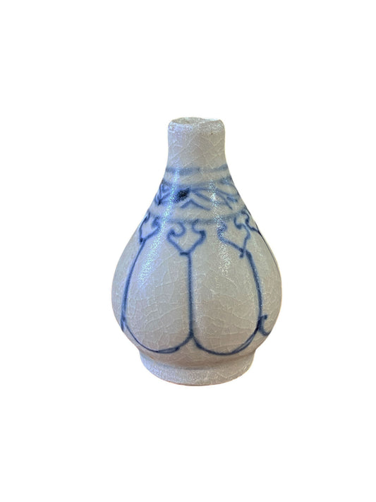 #6846 Antique Hoi An Hoard Shipwreck 15th Century jarlette /pot/vase blue/white