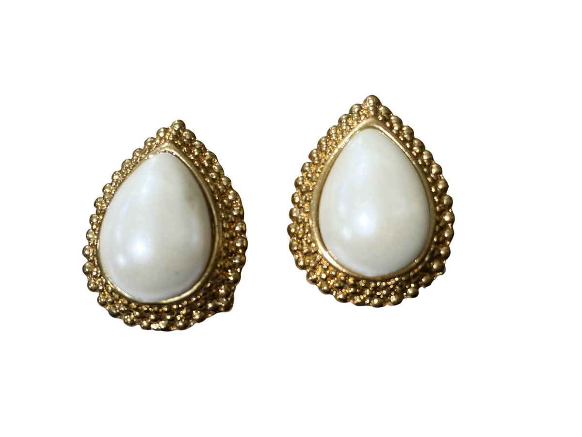 #62 Vintage Faux Pearl Earrings Pear Shape Rhinestones Clip On Gold Tone