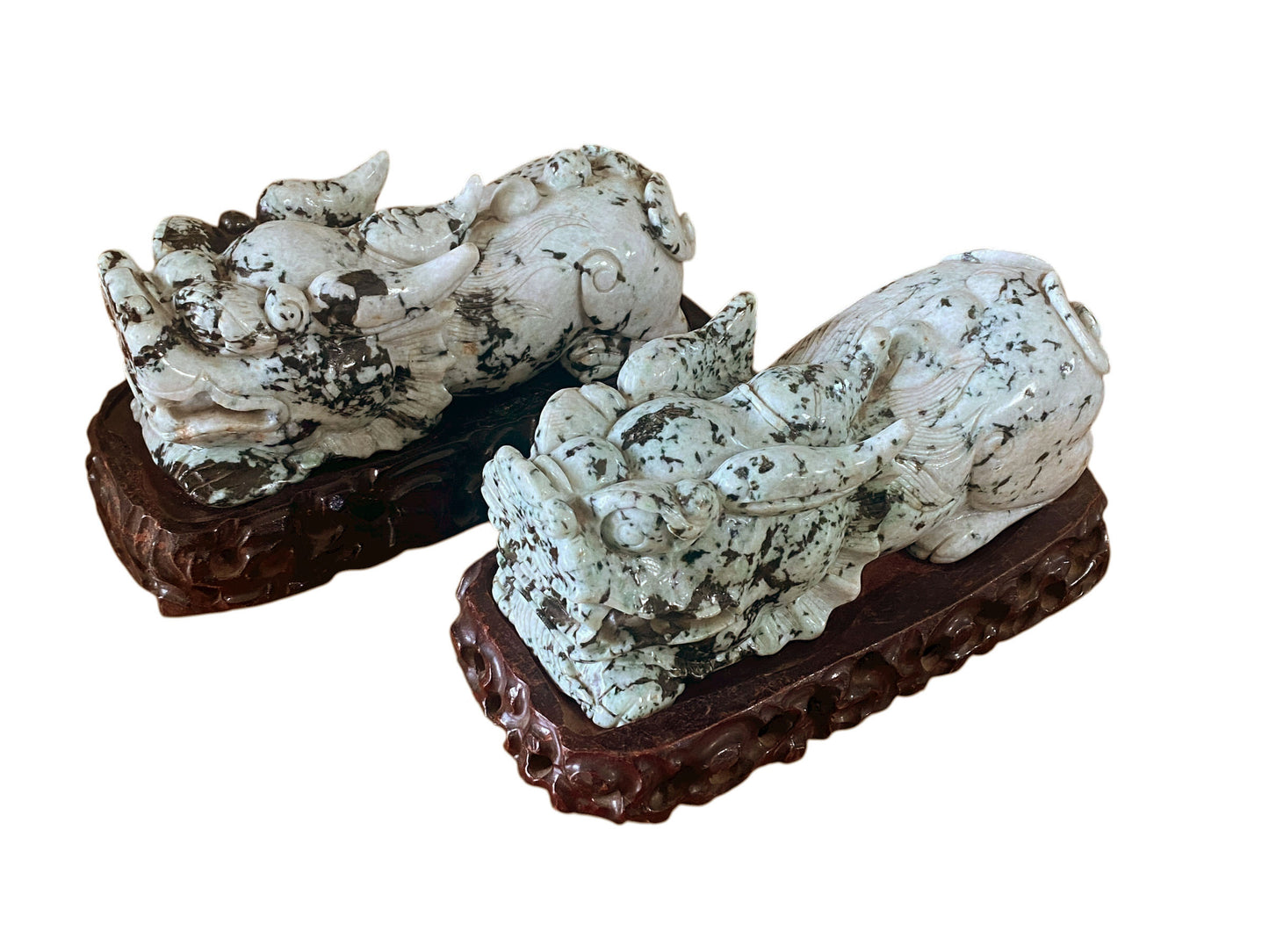 #425 Vintage LG Pair of Jadeite Jade foo /Fortune dogs on Stand 9" W