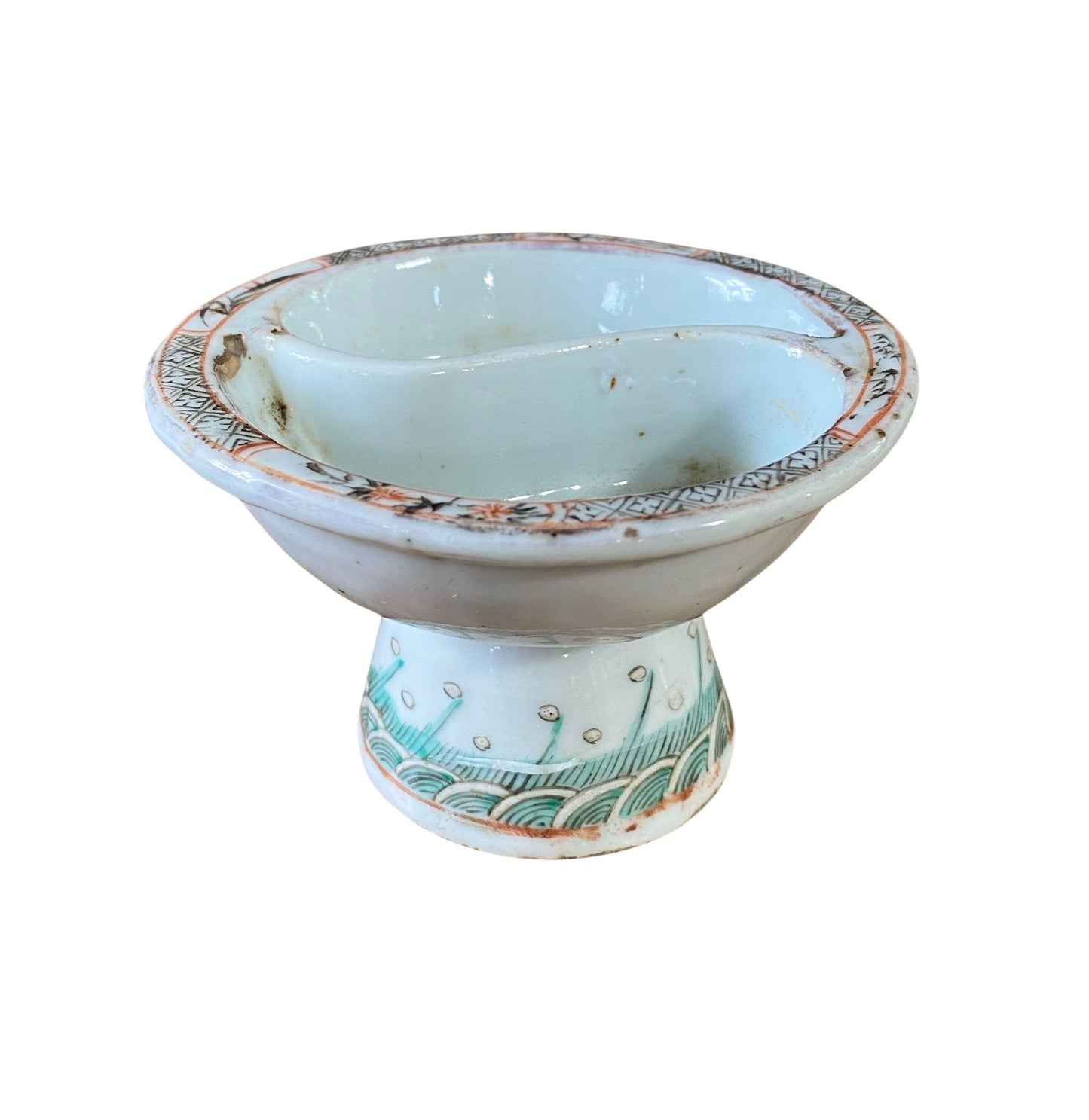 #6841 Antique Chinese Porcelain Famille Rose Lobed Footed Bowl 19th Century