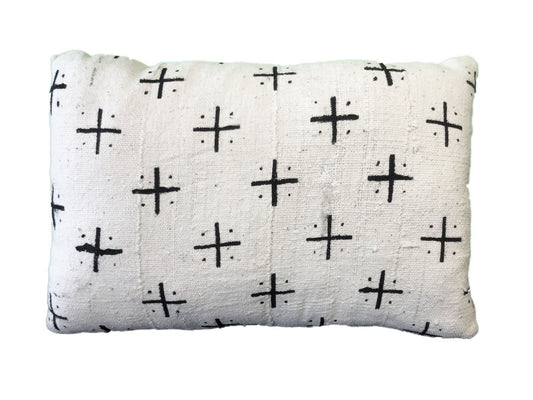 #682 Vtg Mud Cloth Bogolan Black & White  Lumbar Pillow African Mali 20" by 13"