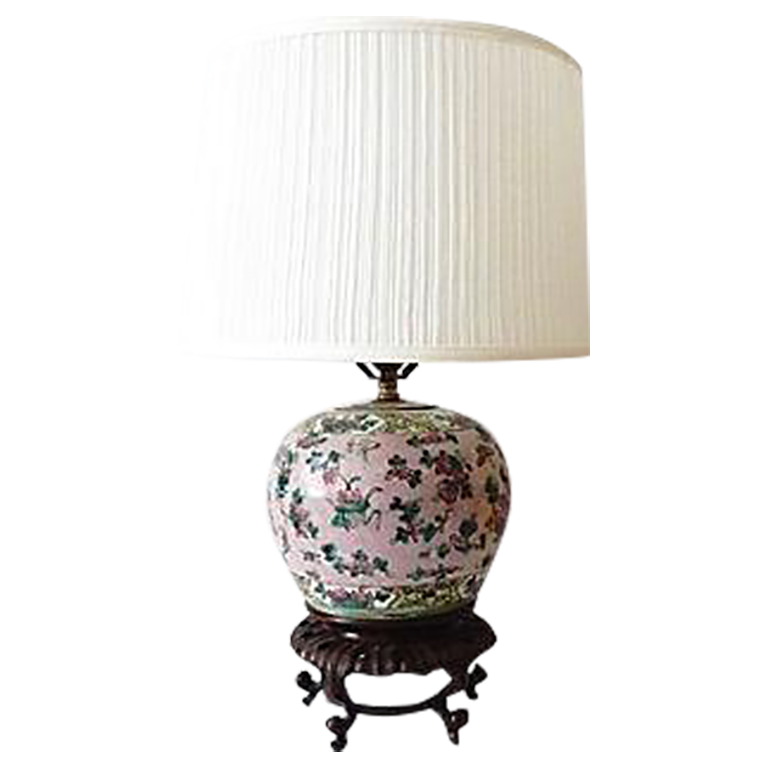 Chinoiserie 19th Famille Rose Porcelain Lamp