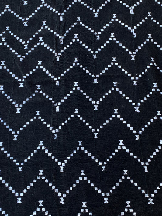 # 3859 African Black and White Mud Cloth Textile Mali 40" by 69"