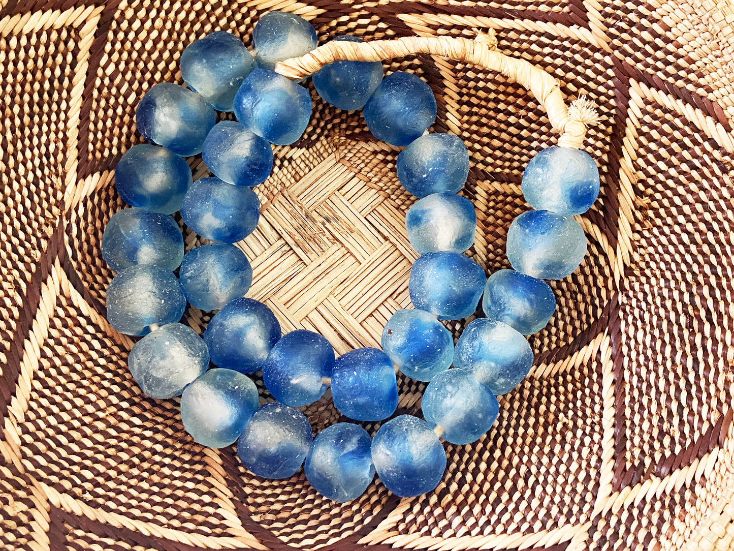 #3338 African Lg GlassTrading Beads Necklace 27" H