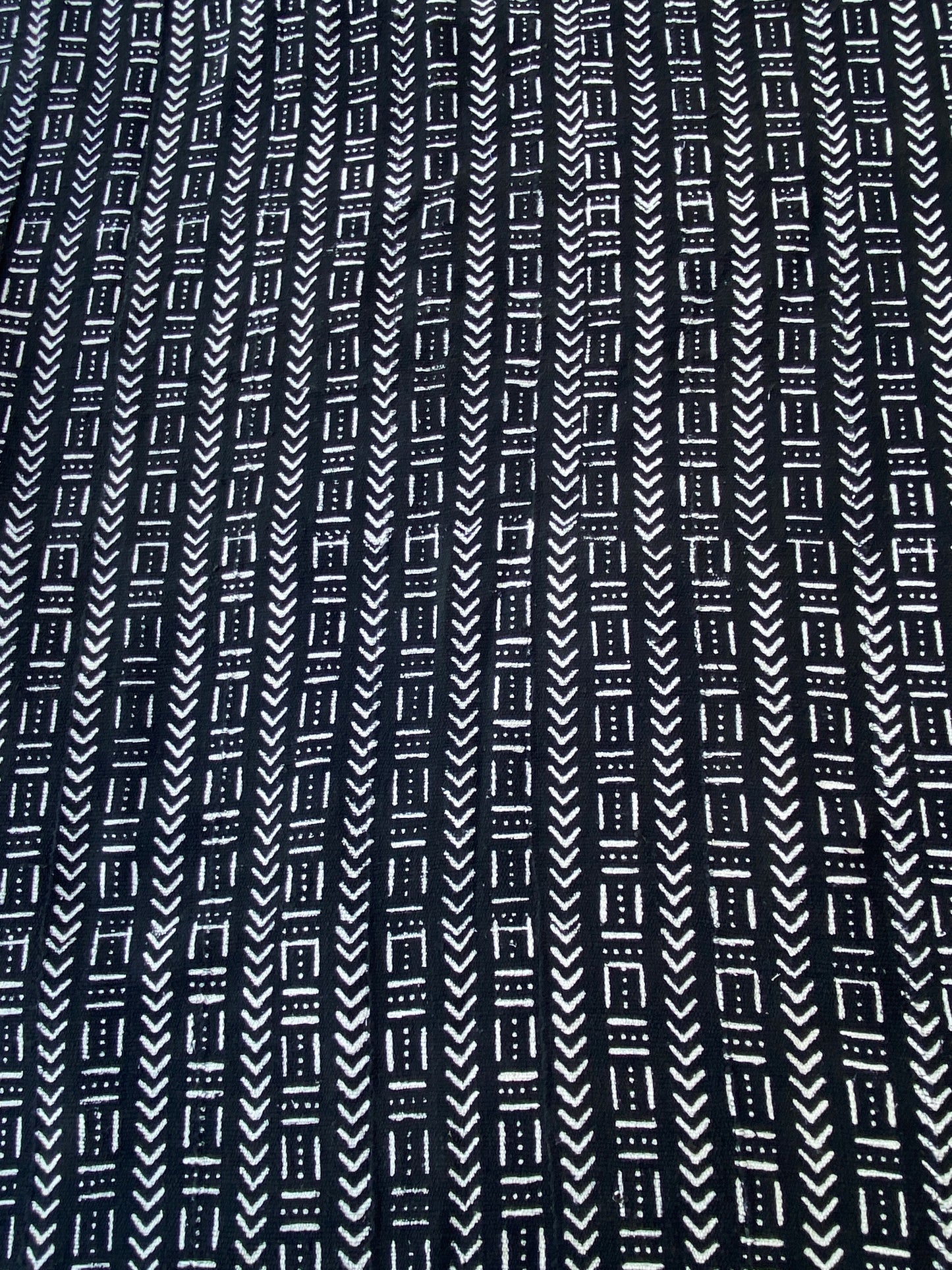 # 3851 African Black and White Mud Cloth Textile Mali