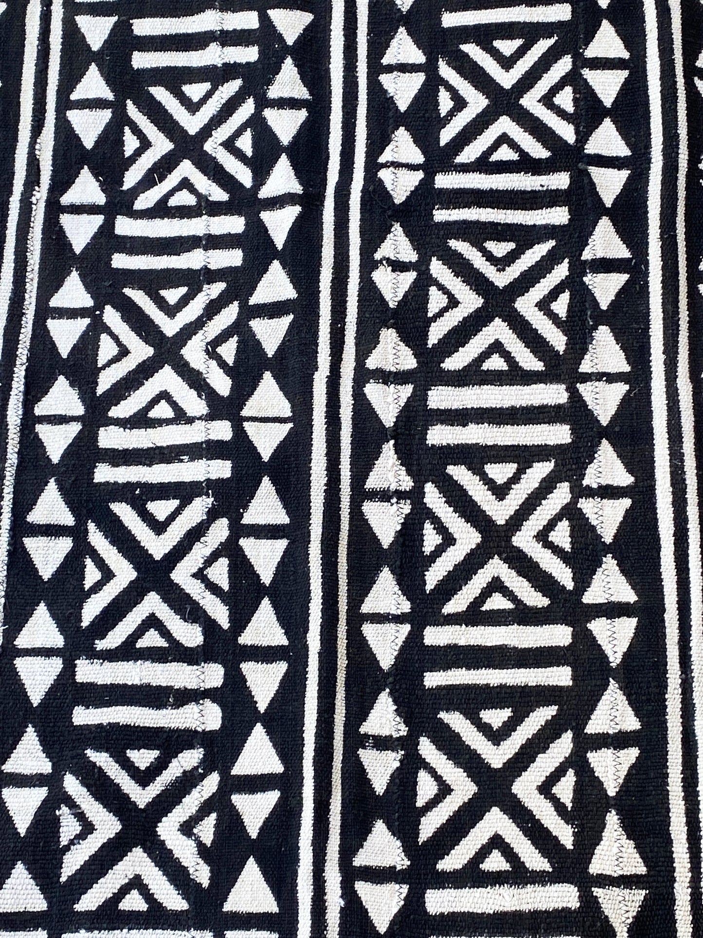 # 3855 African Black and White Mud Cloth Textile Mali