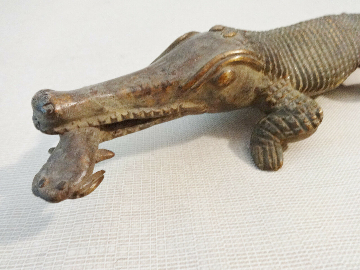 #55 Superb Bronze AfricanTribal/ Ashanti Akan Of a CROCODILE I Coast 1.5" h by 11"w