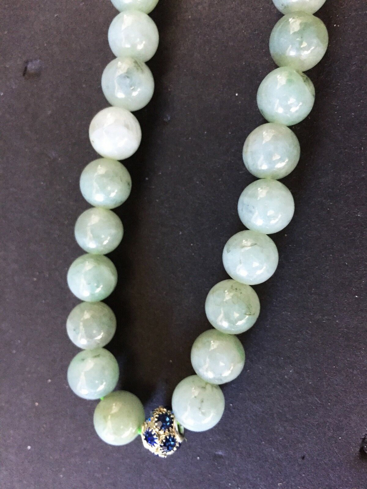 #1687 Superb  Jadeite Jade  Necklace 68 beads