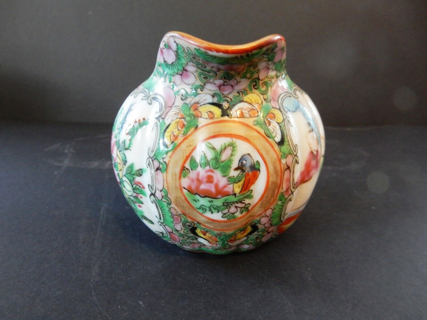 #cu38 Antique Rose Medallion Chinese Porcelain Milk Pitcher Creamer