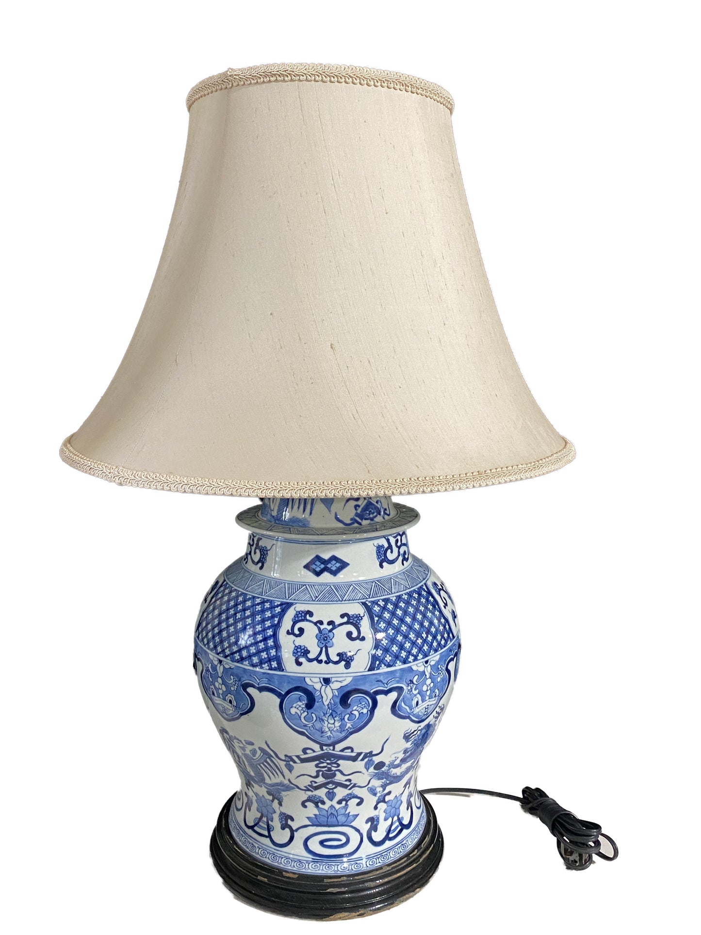 #4122 Chinoiserie Blue and White Ceramic Ginger Jar / Table Lamp