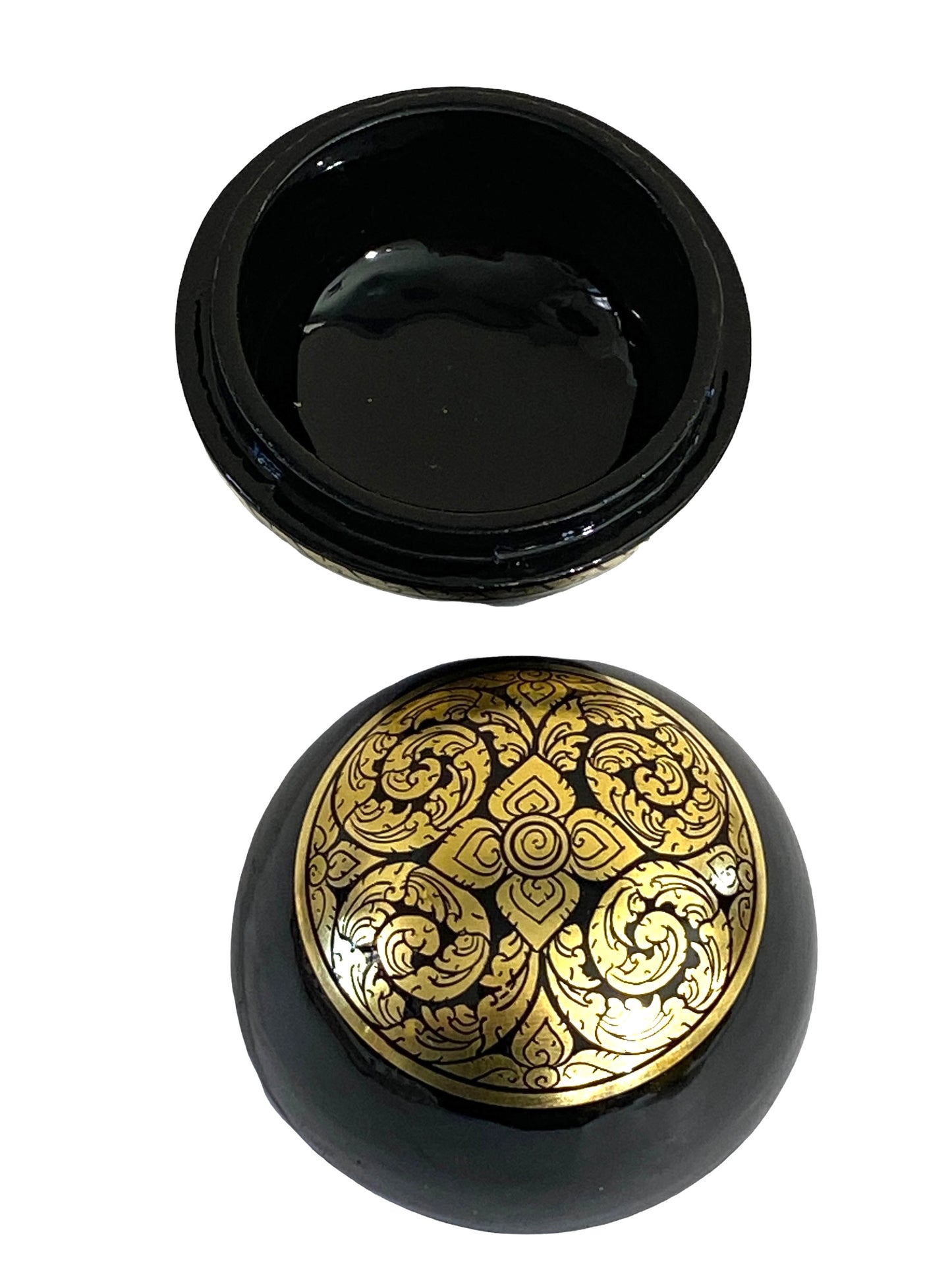 #4601  Black Lacquer Wood Thai Decorative Round Box 3"H