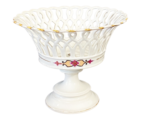 # 5040 Paris Porcelain and Parcel Gilt Reticulated Compote or Fruit Basket