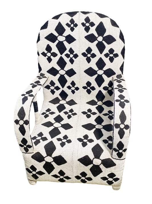 #1934 African Nobility Nigerian Yoruba Black& White Beaded Chair