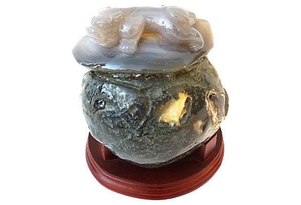 #ok131 Smoky Carnelian Agate Stone with Foo Dog